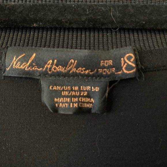 One piece Jumpsuit - Picture 4 of 6